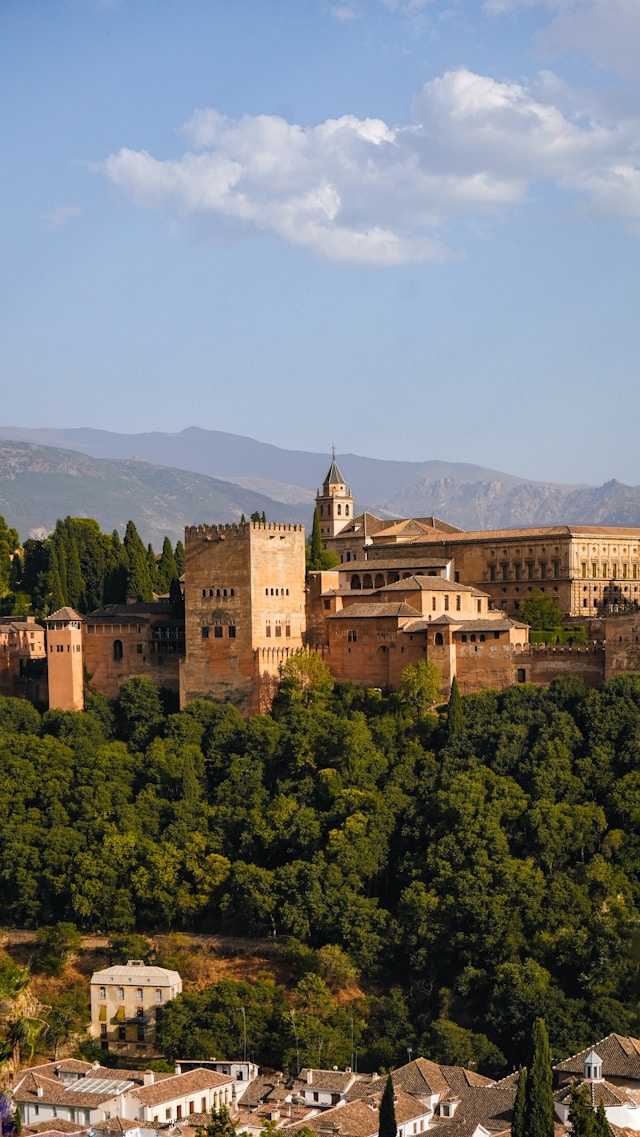 ENDÜLÜS’ÜN BÜYÜSÜ & CEBELİTARIK DENEYİMİ